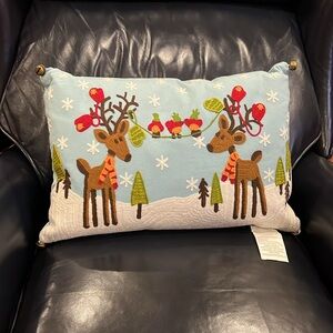 NWOT Reindeer Christmas Crewel Throw Pillow Devi Designs